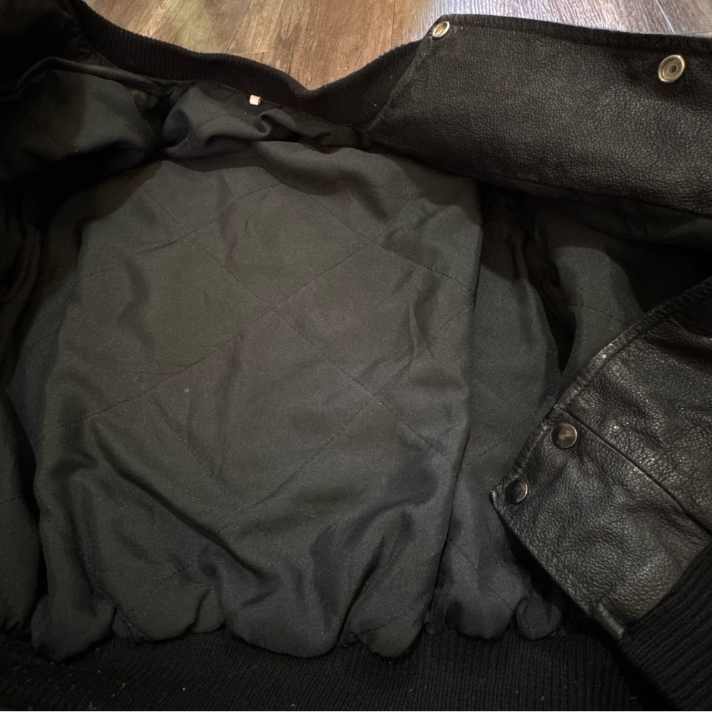 90s Club León Leather Varsity Jacket | Rare Find - Picture 7 of 7
